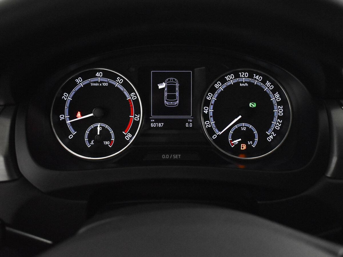 Skoda Rapid с пробегом — 2019 год. Фото: #17