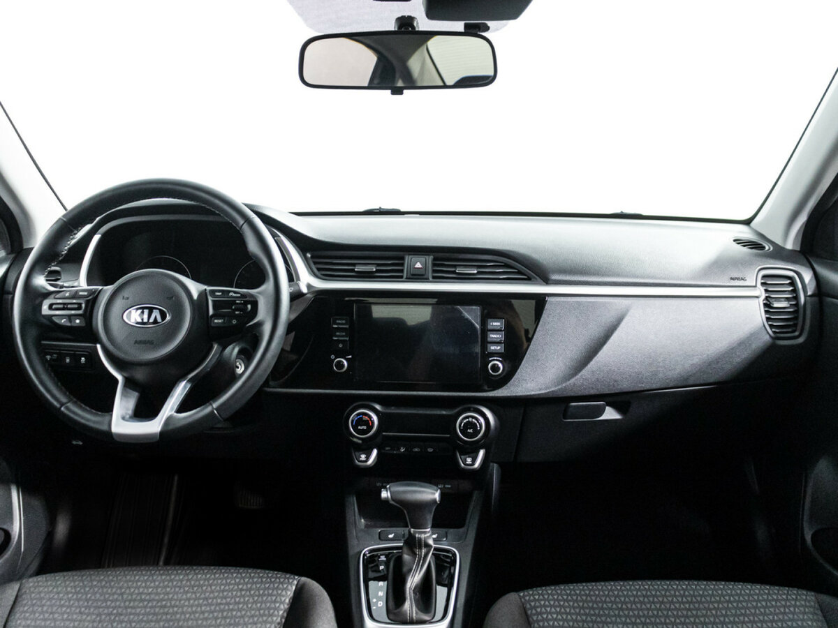 Kia Rio с пробегом — 2020 год. Фото: #13