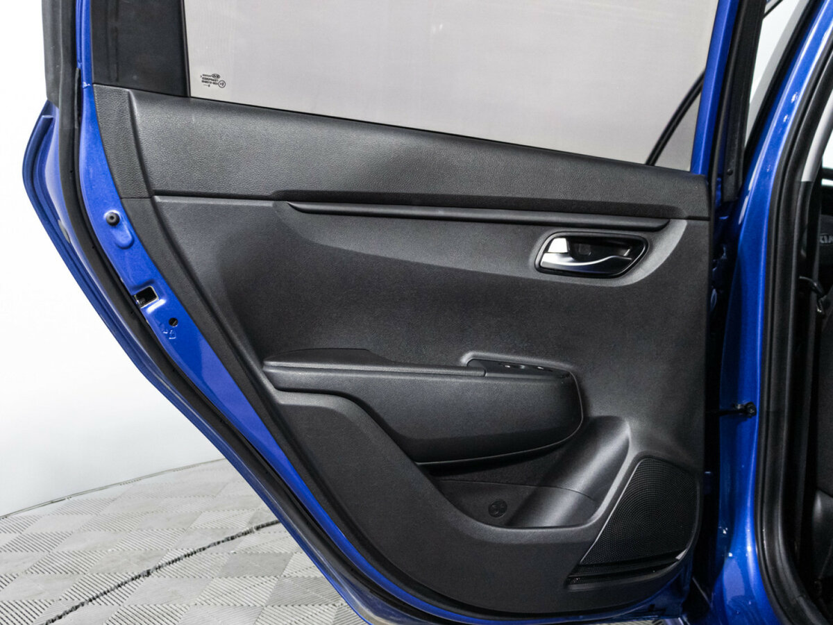 Kia Rio с пробегом — 2020 год. Фото: #24