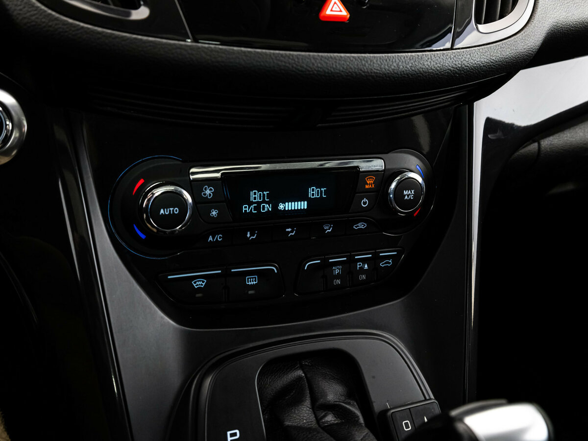 Ford Kuga с пробегом — 2013 год. Фото: #10