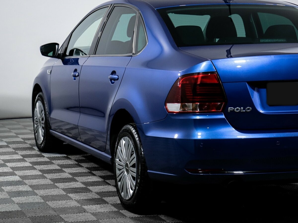 Volkswagen Polo с пробегом — 2018 год. Фото: #12