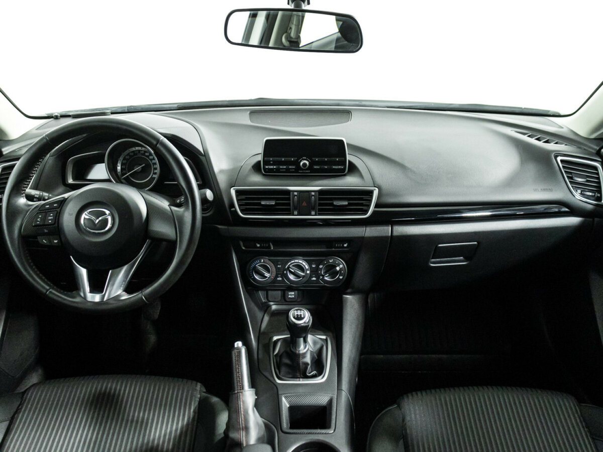 Mazda 3 с пробегом — 2014 год. Фото: #12