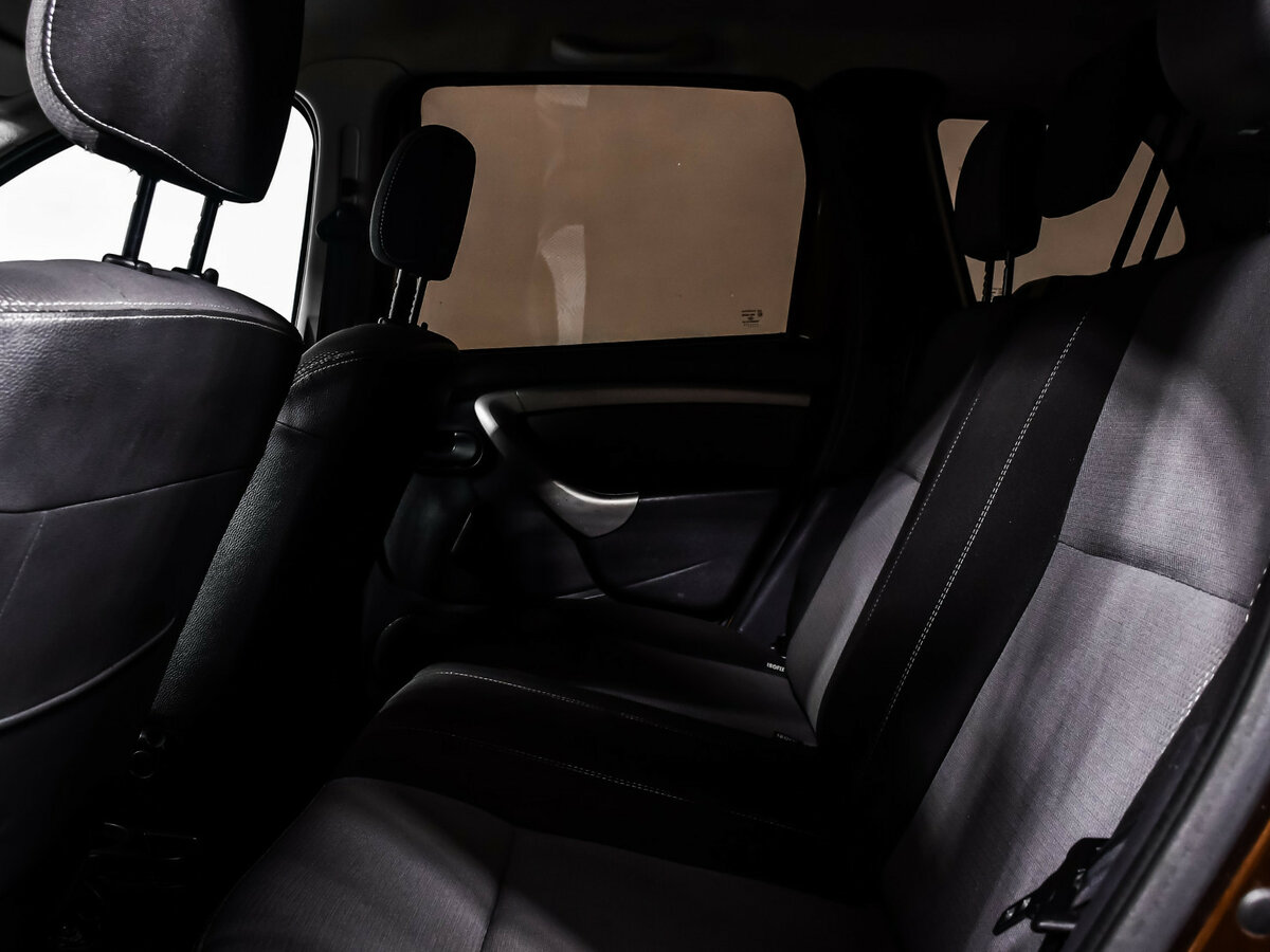 Renault Duster с пробегом — 2015 год. Фото: #12