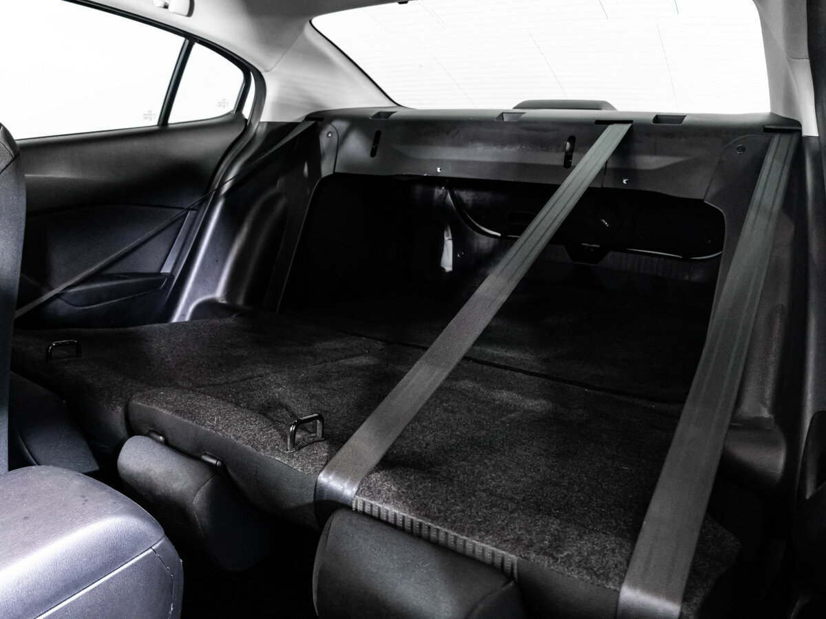 Mazda 3 с пробегом — 2013 год. Фото: #15