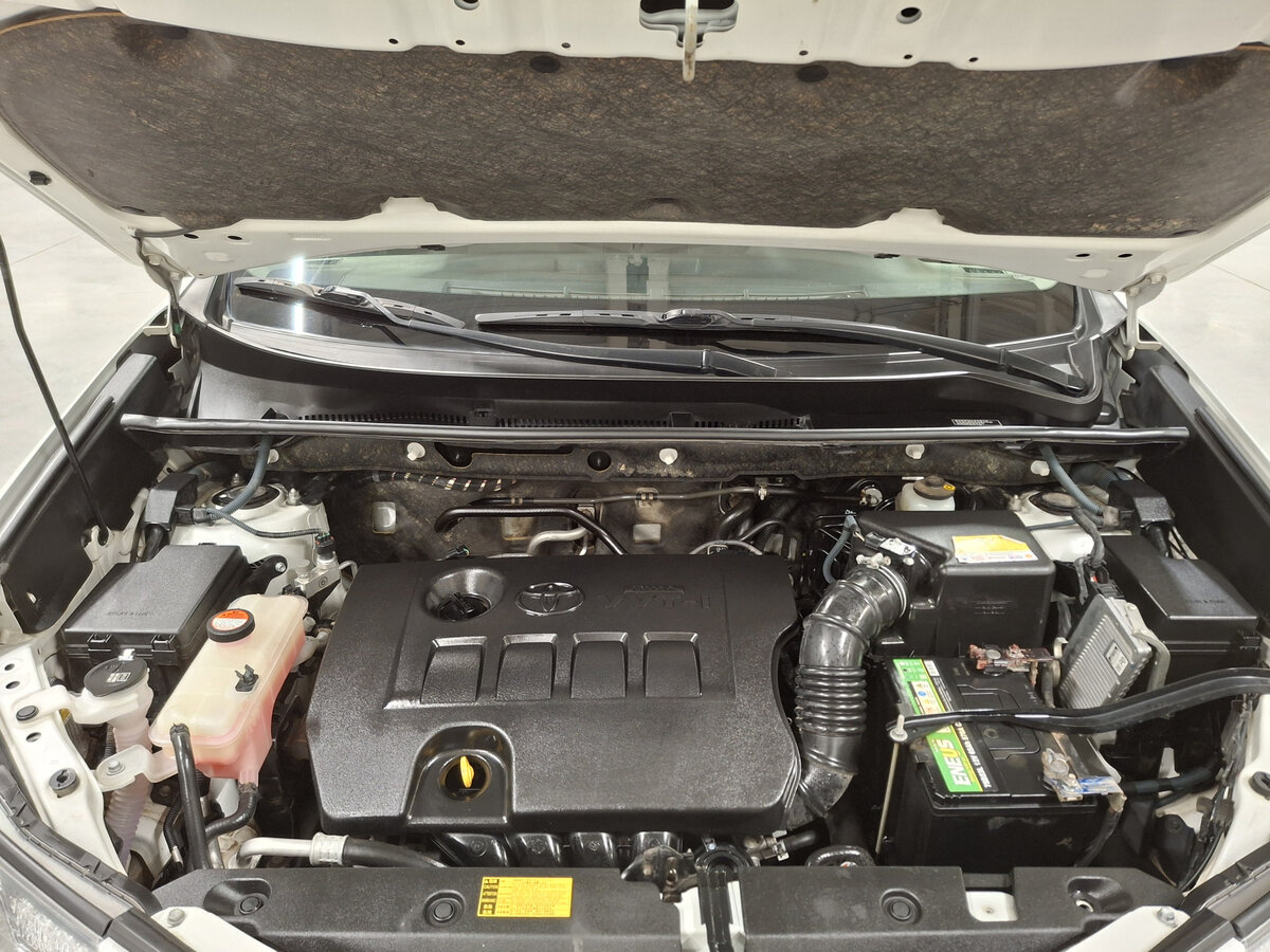 Toyota RAV4 с пробегом — 2014 год. Фото: #8