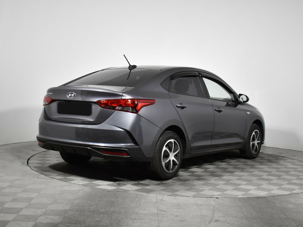 Hyundai Solaris с пробегом — 2021 год. Фото: #4