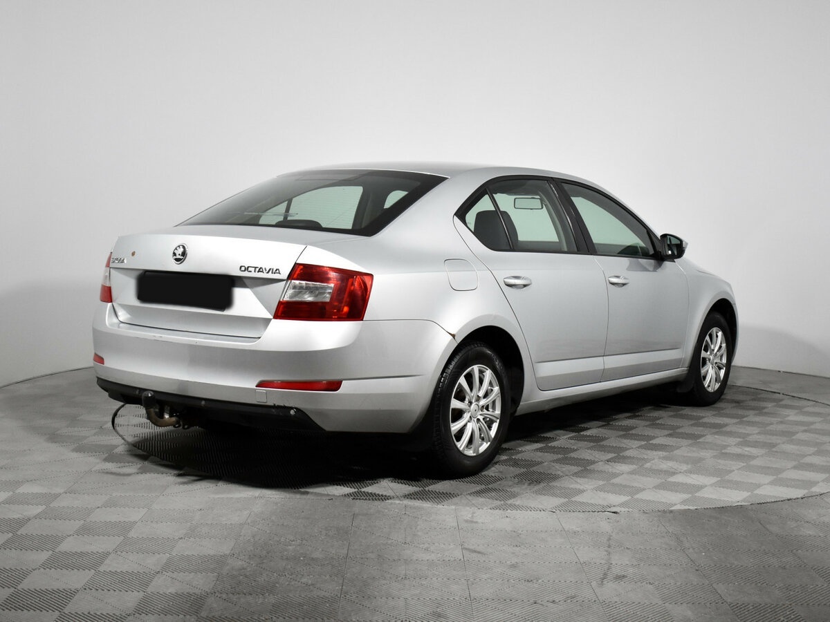 Skoda Octavia с пробегом — 2015 год. Фото: #4