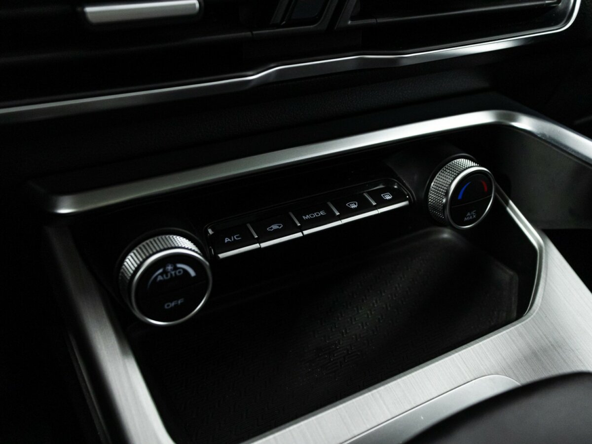 Geely Coolray с пробегом — 2022 год. Фото: #15