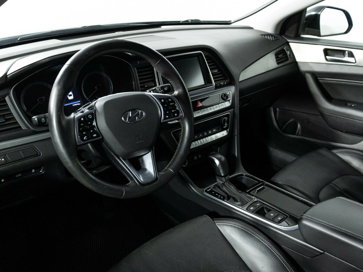 Hyundai Sonata с пробегом — 2018 год. Фото: #9