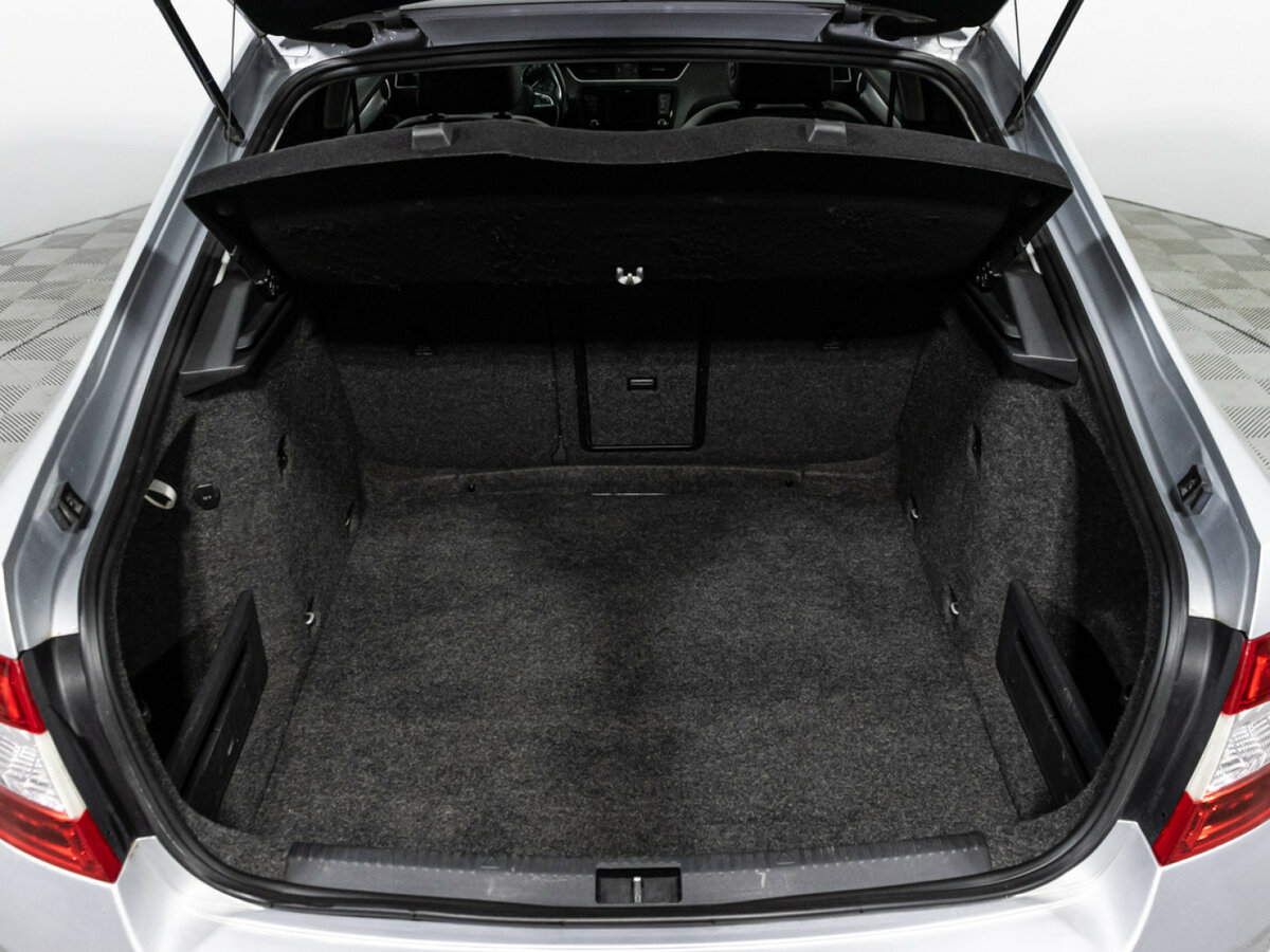 Skoda Octavia с пробегом — 2013 год. Фото: #6