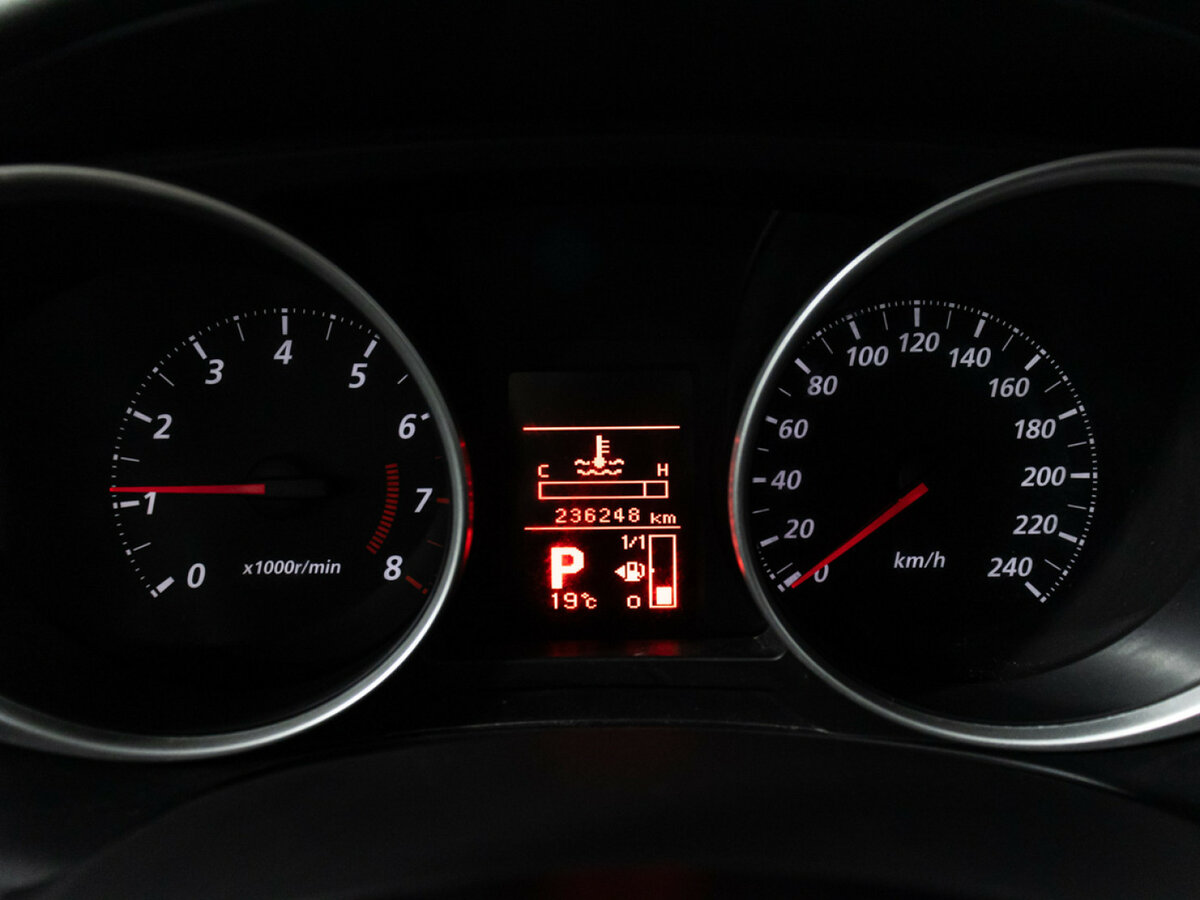 Mitsubishi ASX с пробегом — 2012 год. Фото: #11