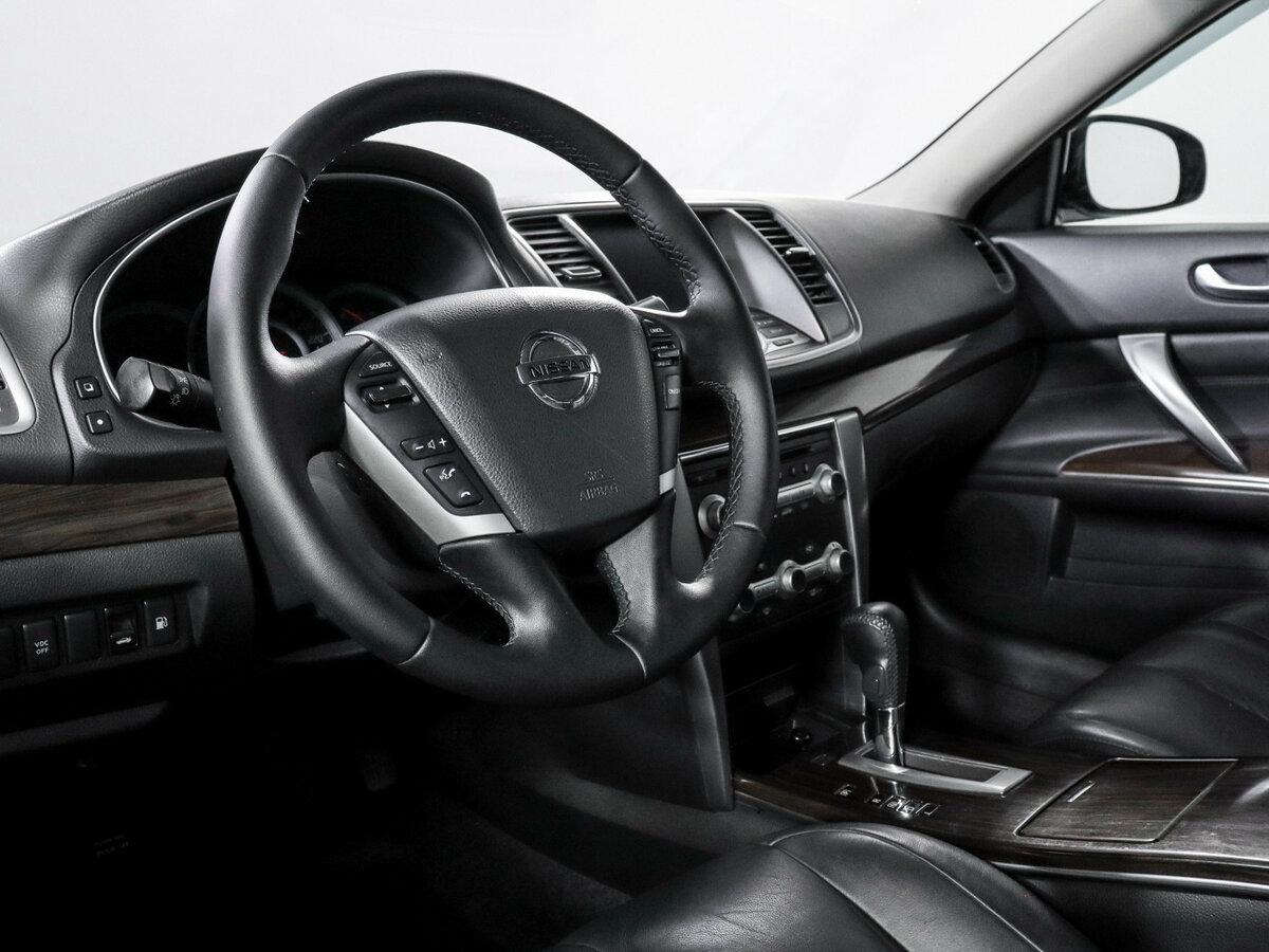 Nissan Teana с пробегом — 2012 год. Фото: #10