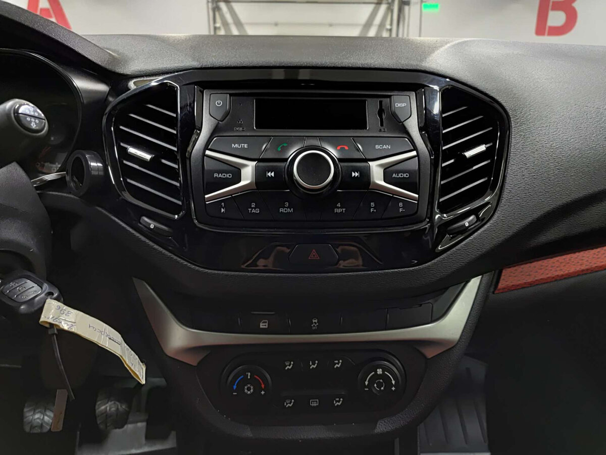 Купить Лада (ВАЗ) Веста, 2019, 57 993 км.. Фото: #13