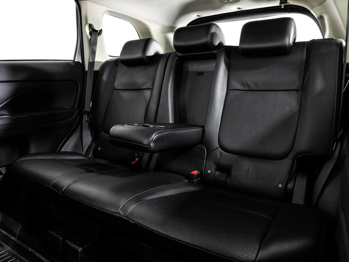 Купить Митсубиши Оутлэндер, 2016, 200 293 км.. Фото: #18